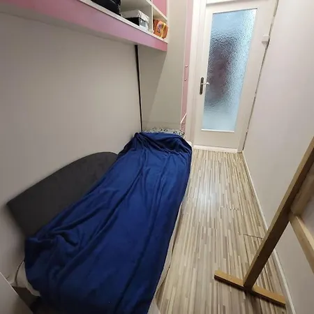 Lejlighed Spacious In Novi Sad